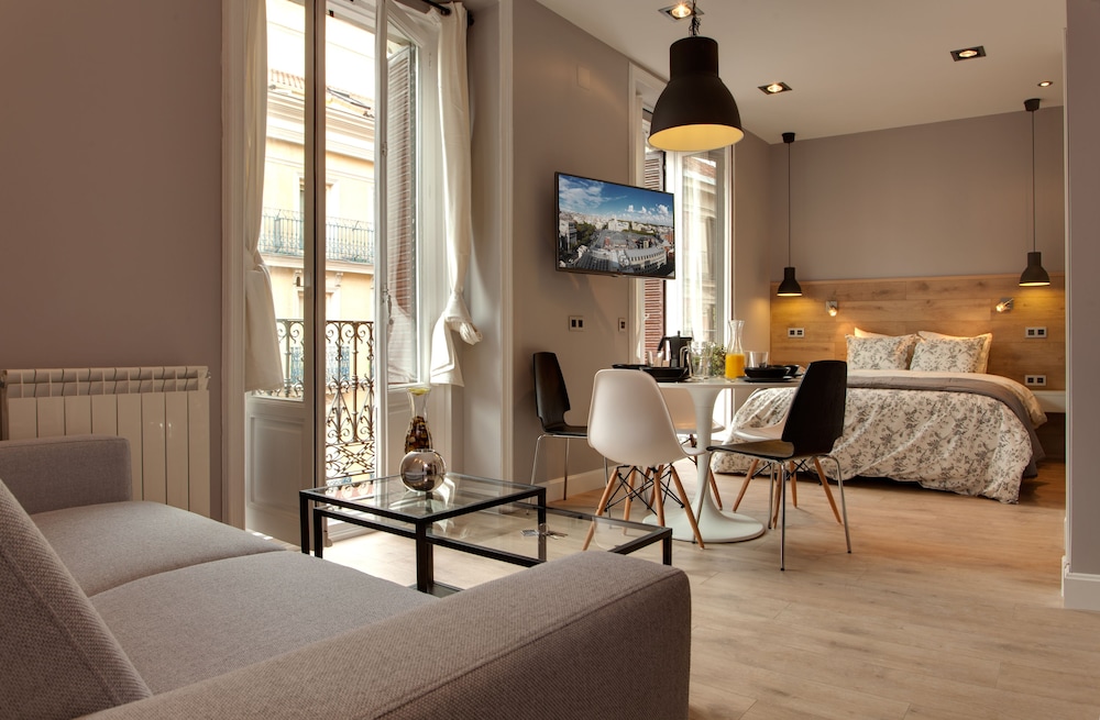 Apartment, 1 Bedroom, City View