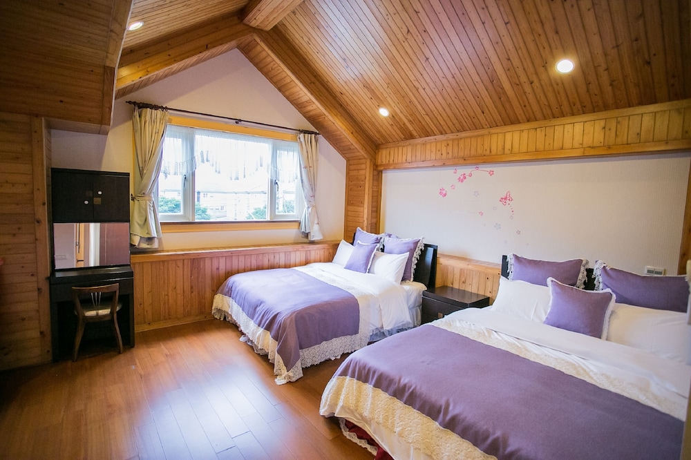 Superior Quadruple Room, 2 Double Beds photo 1