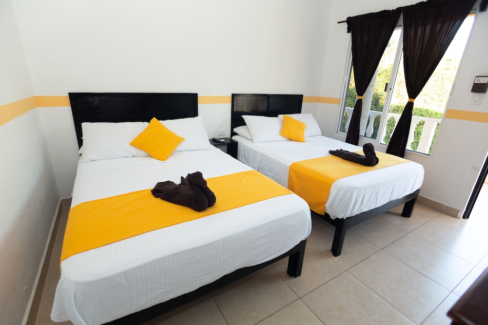 Basic Double Room photo 2