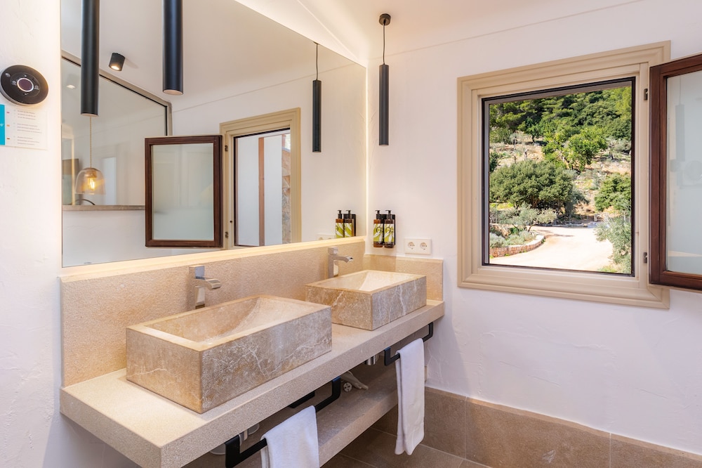 Classic Double Room, Terrace photo 2
