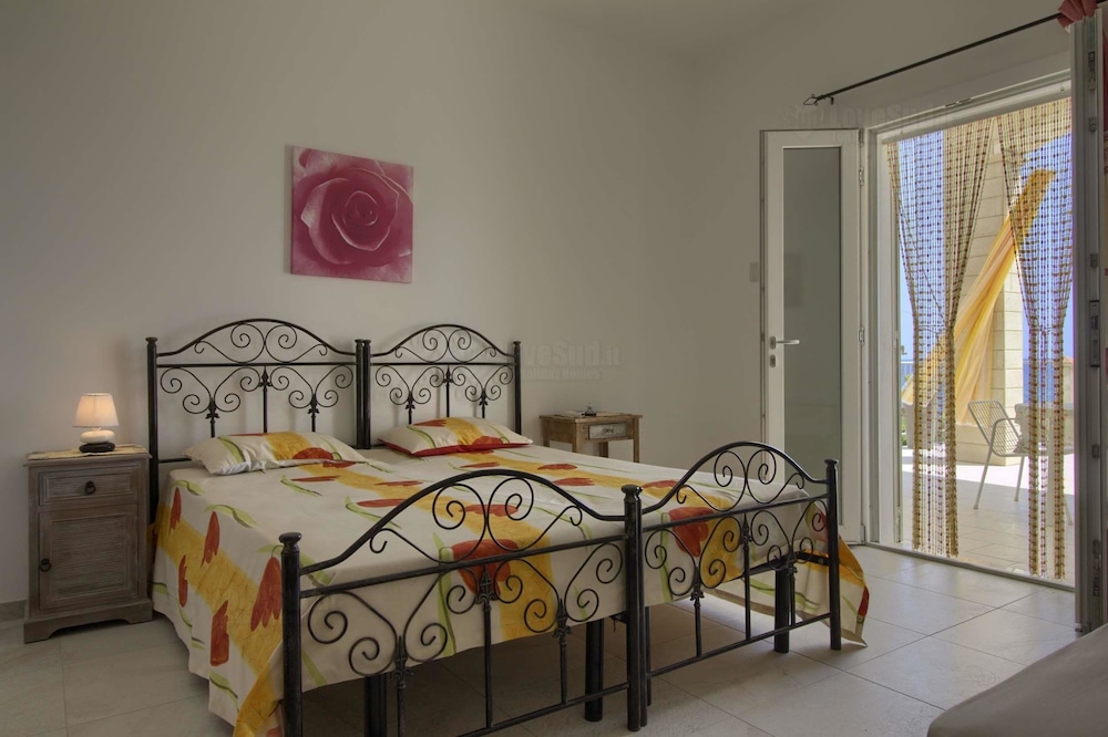 House (3 Bedrooms) photo 3