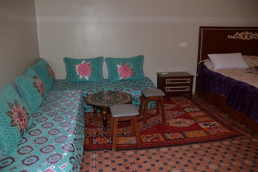 Deluxe Room - Photo 2
