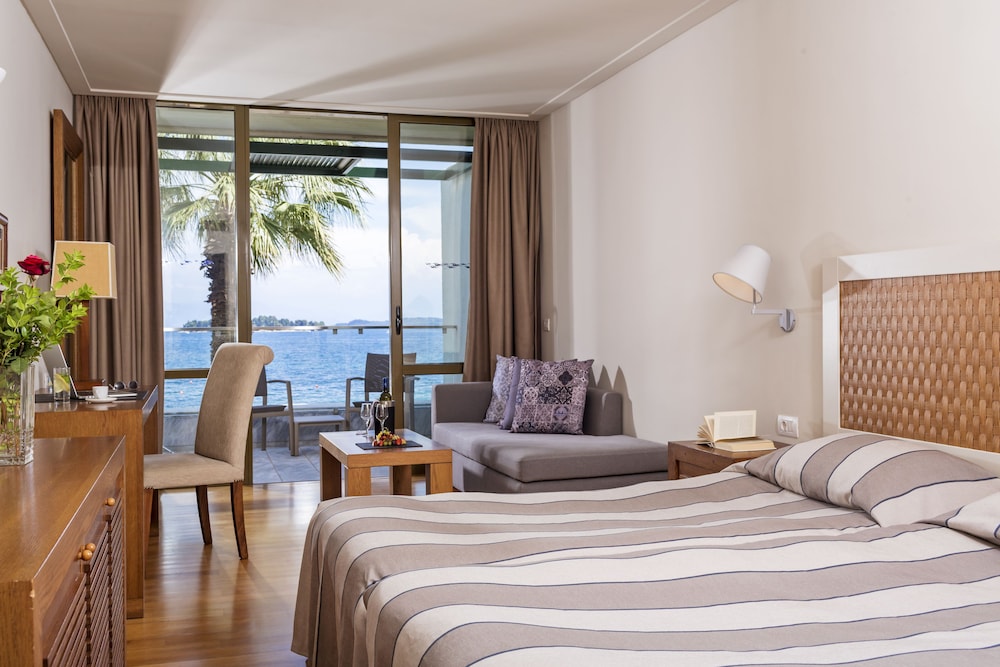 Room, Sea Facing (Main Building) - Photo 1
