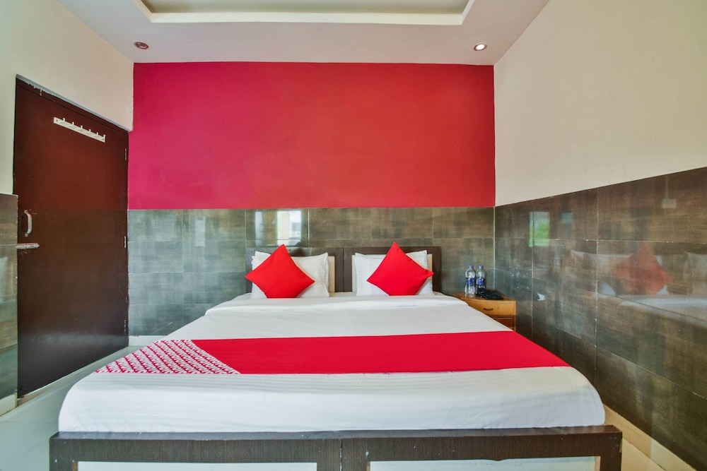 Basic Double Room photo 3