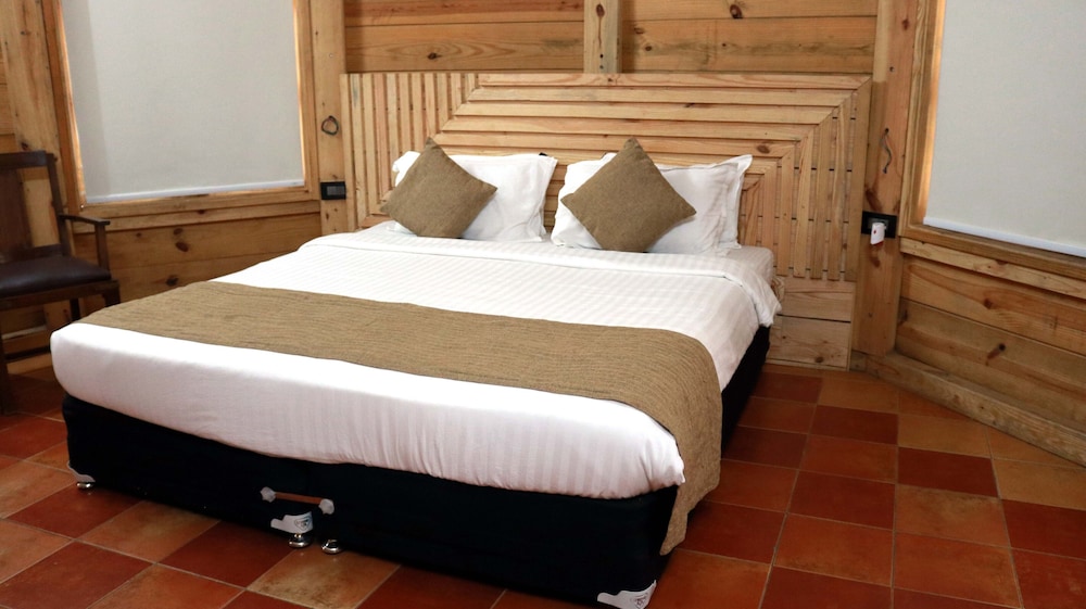 Cottage Room - Photo 11