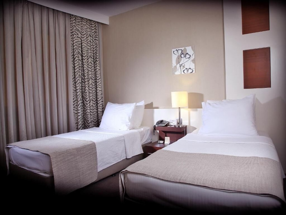 Standard Twin Room photo 2