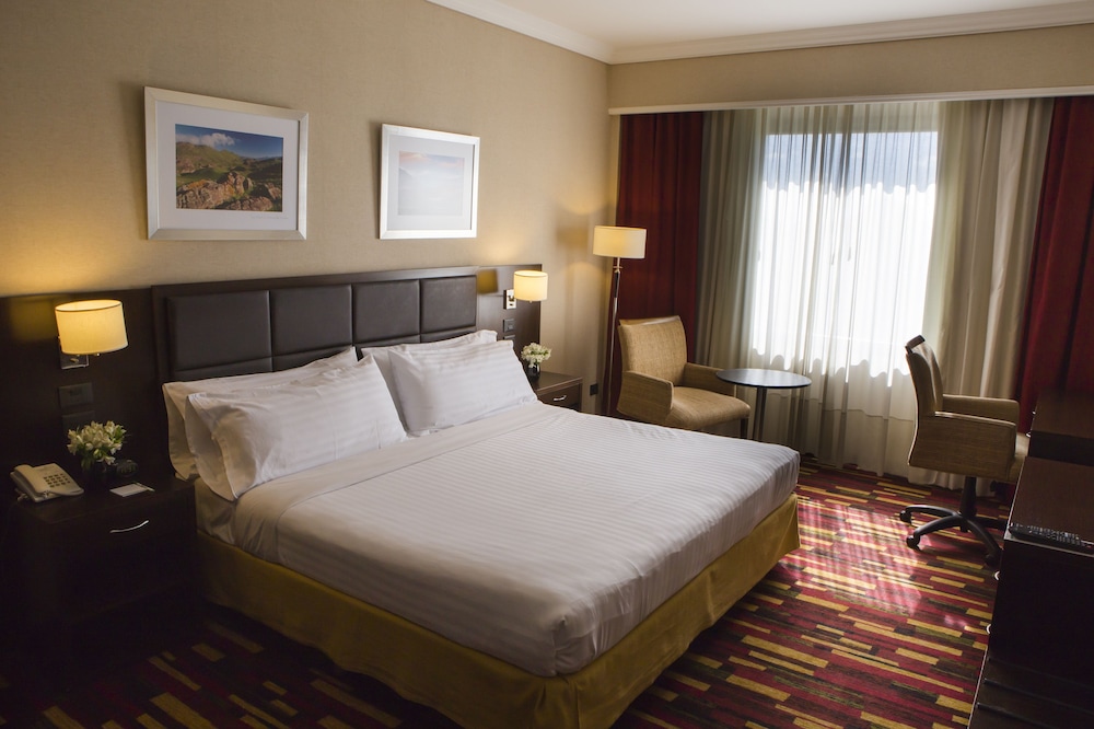 Standard Room, 1 King Bed photo 1