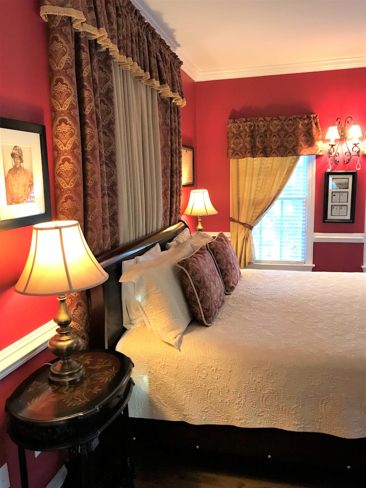 Commander in Chief Room photo 2