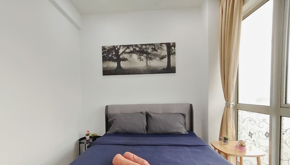 Economy Room, 1 Queen Bed, Non Smoking