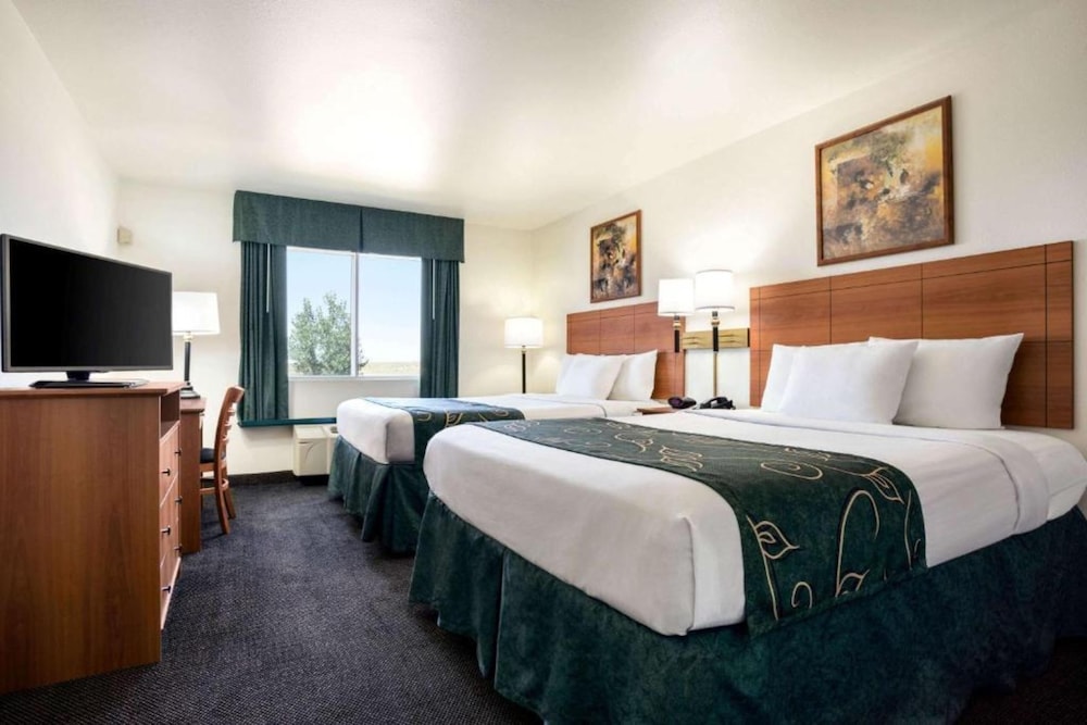 Room, 2 Queen Beds, Accessible, Non Smoking - Photo 1