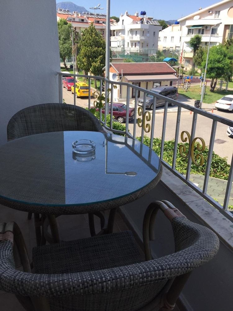 Standard Twin Room, Balcony photo 2