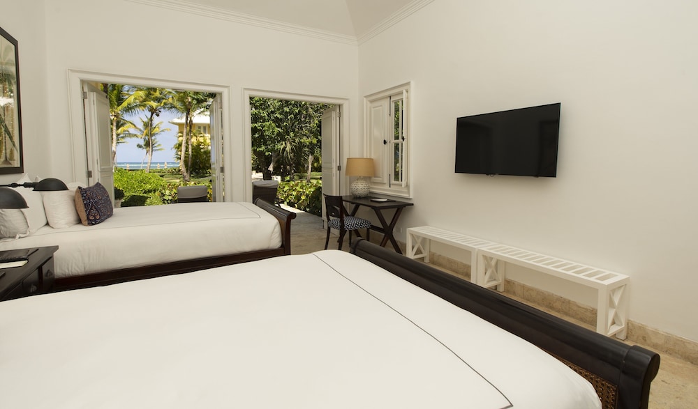 Ocean View Two Bedrooms Suite - Photo 6