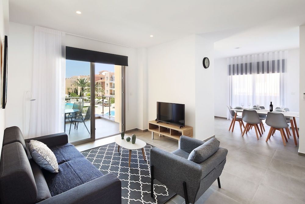 Deluxe Suite, 2 Bedrooms