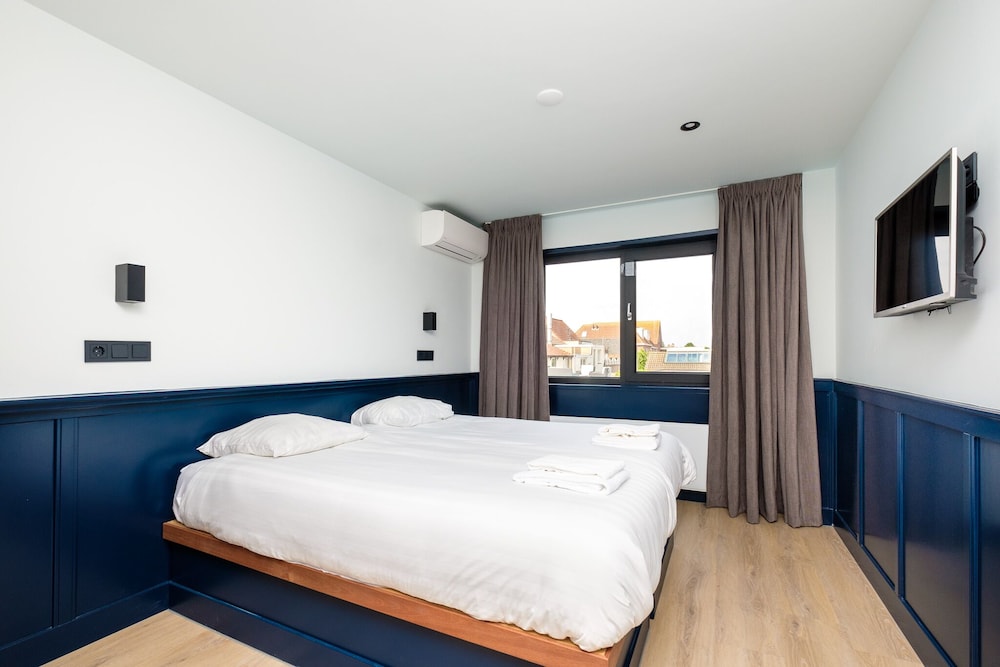 Double or Twin Room photo 1