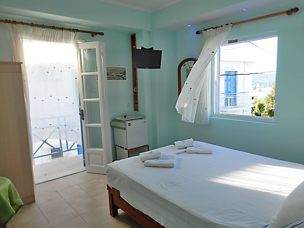 Standard Double Or Twin Room photo 3
