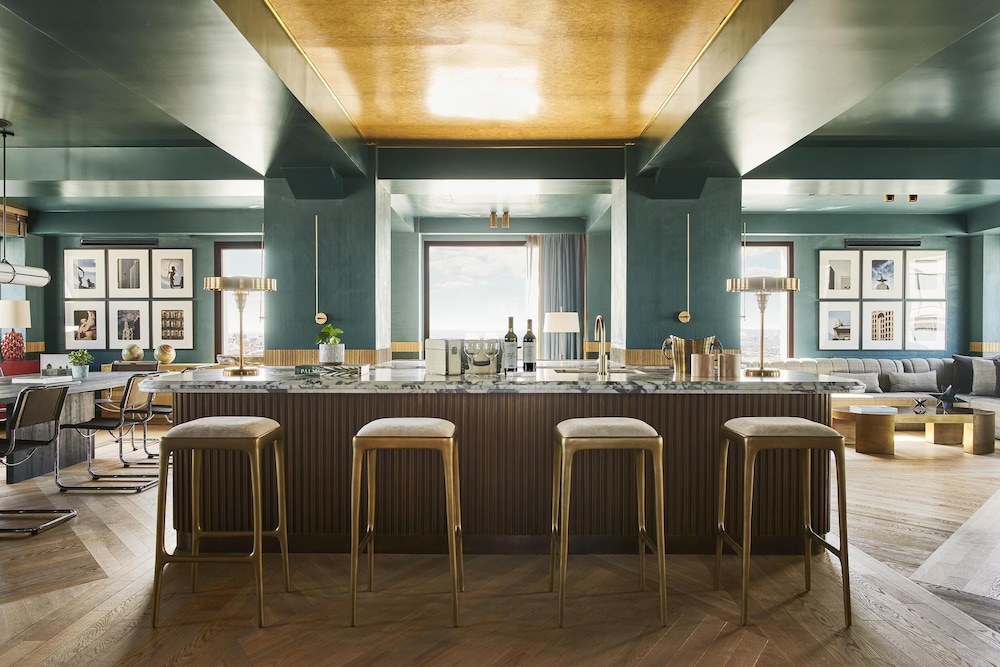 Suite (Penthouse) - Photo 13
