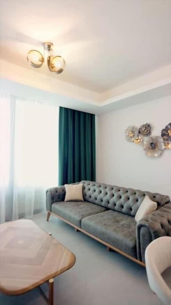 Apartment, 2 Bedrooms, Accessible, Smoking photo 1