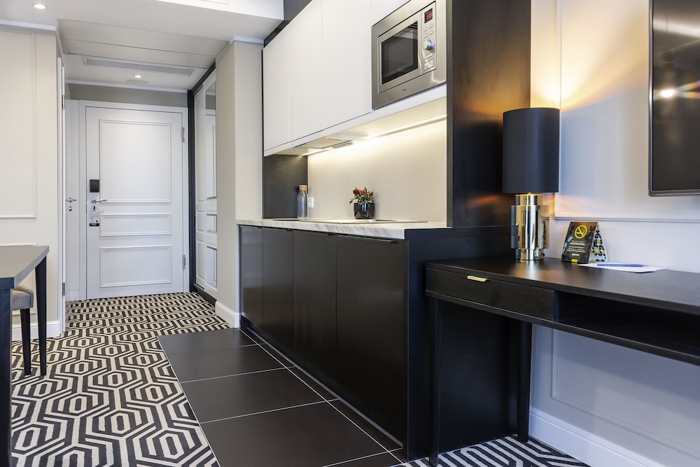 Superior Apartment, 2 Bedrooms - Photo 9