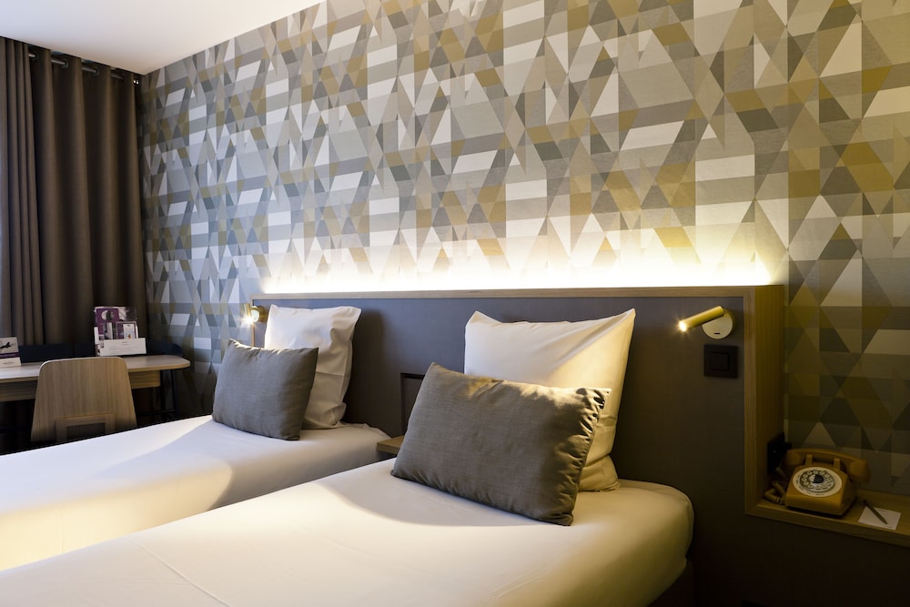 Superior Room, Multiple Beds - Photo 2
