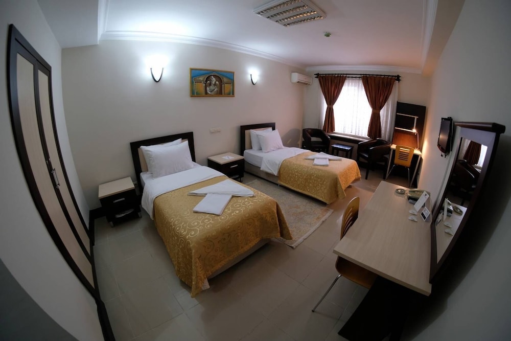Double or Twin Room photo 1