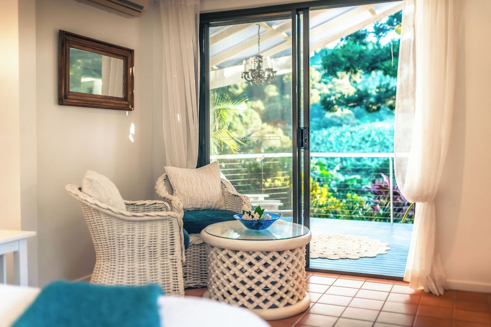 Suite, Lake View photo 3