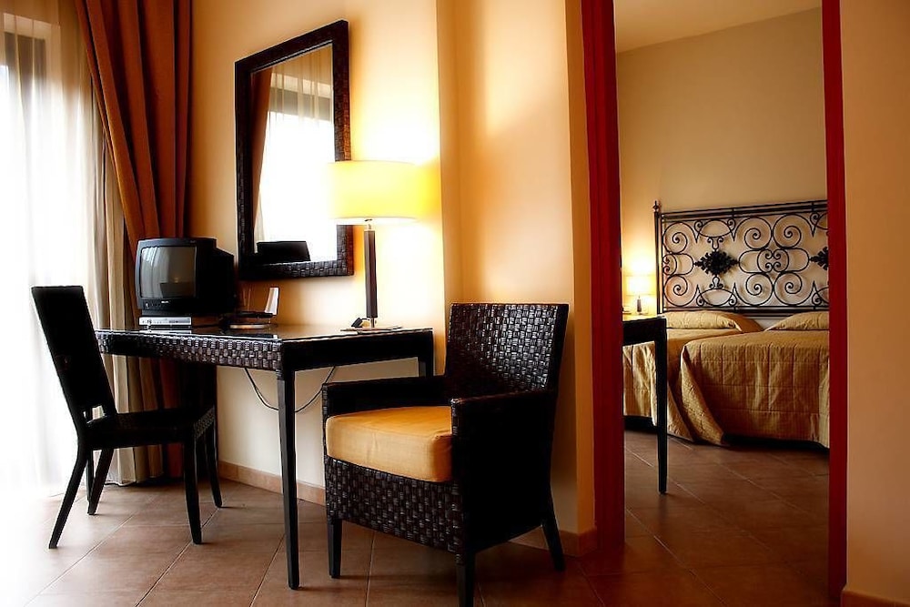 Grand Double Room (Deluxe)