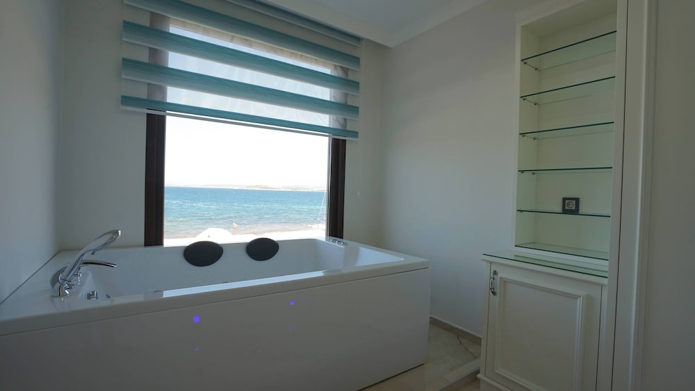 Premium Studio Suite, Sea View