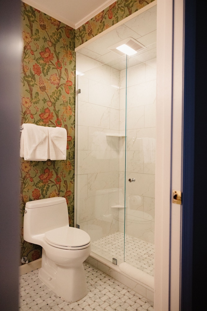 Oakmont Inn, Photo 2