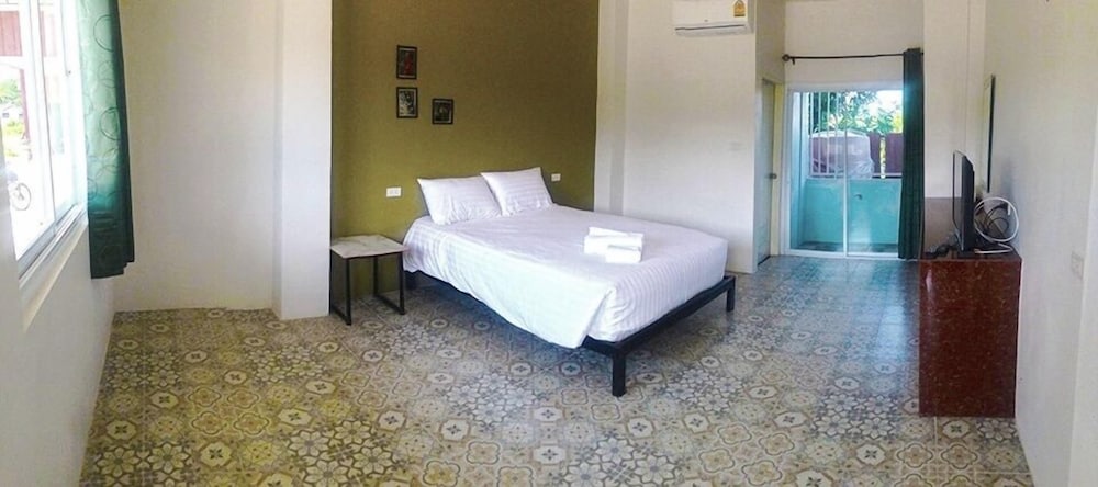 Standard Double Room photo 3