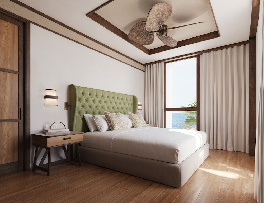 Suite, Balcony, Mountain View