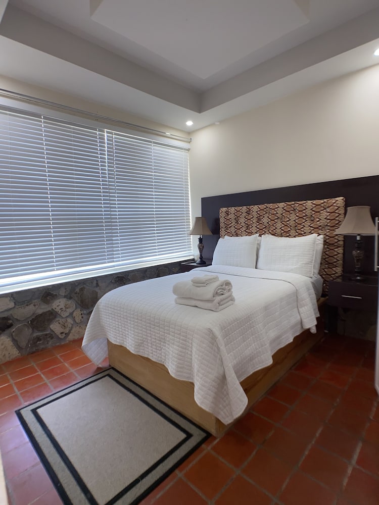 Deluxe Suite, 2 Bedrooms, Beach View (Deluxe 2BDR Family Suite) photo 2