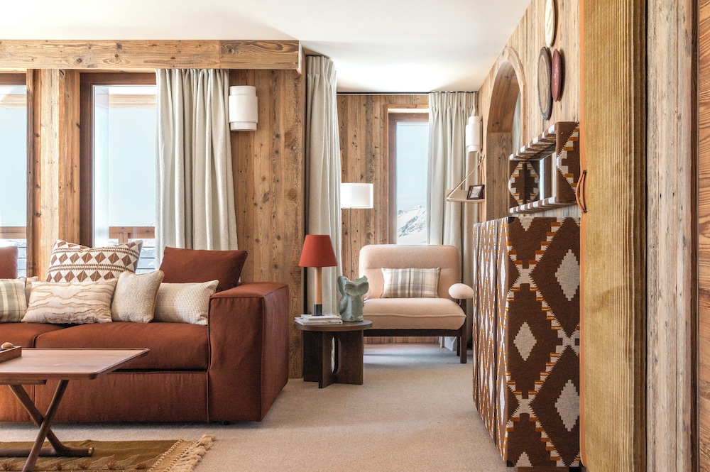 Executive Suite, Balcony, Mountain View photo 2