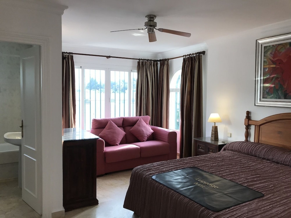 Casa, 2 habitaciones, 2 baños