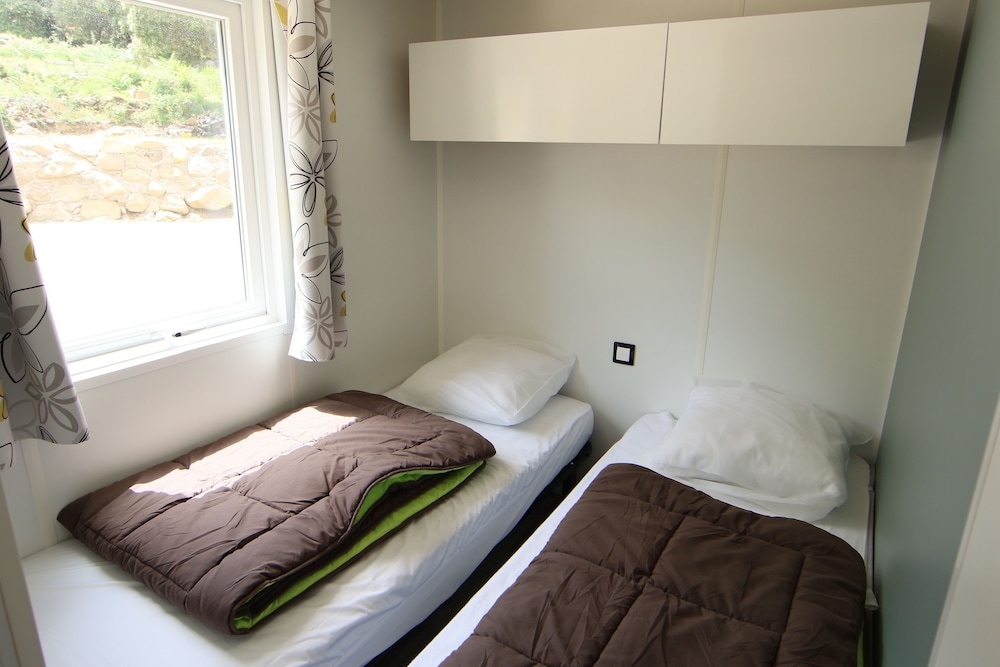 Mobile Home (Trois Chambres) photo 1