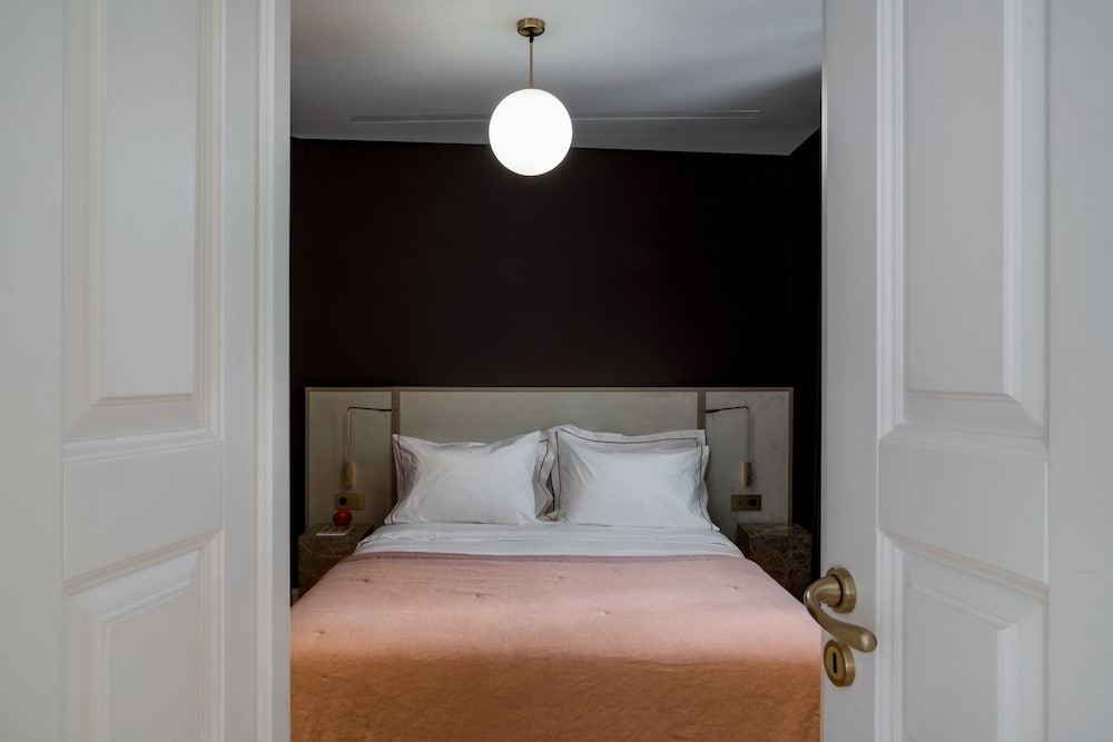 Luxury Studio Suite photo 2