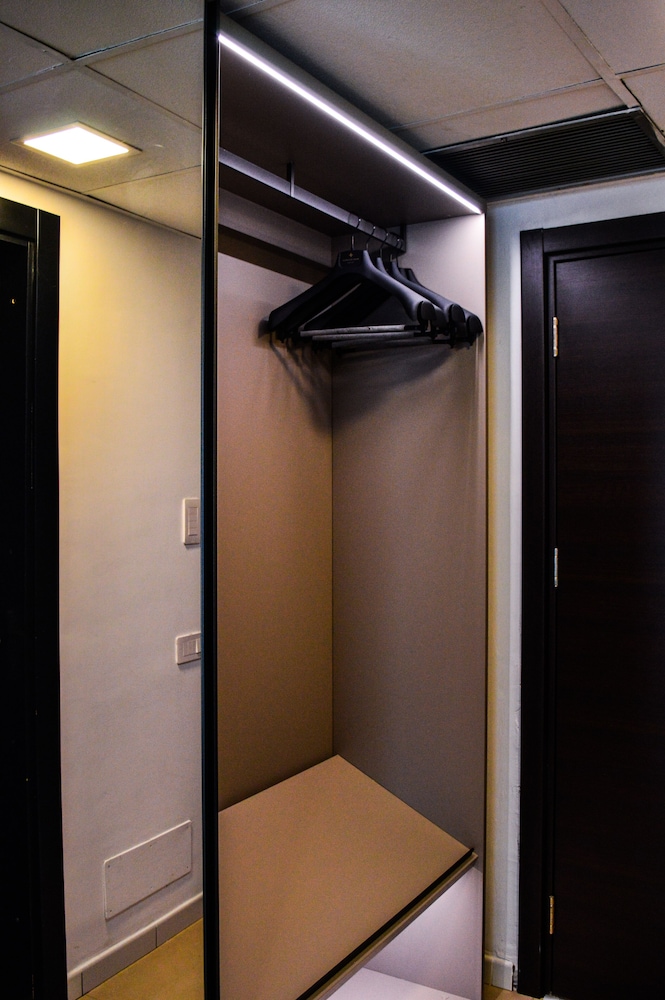 Superior Double Room Single Use - Photo 3