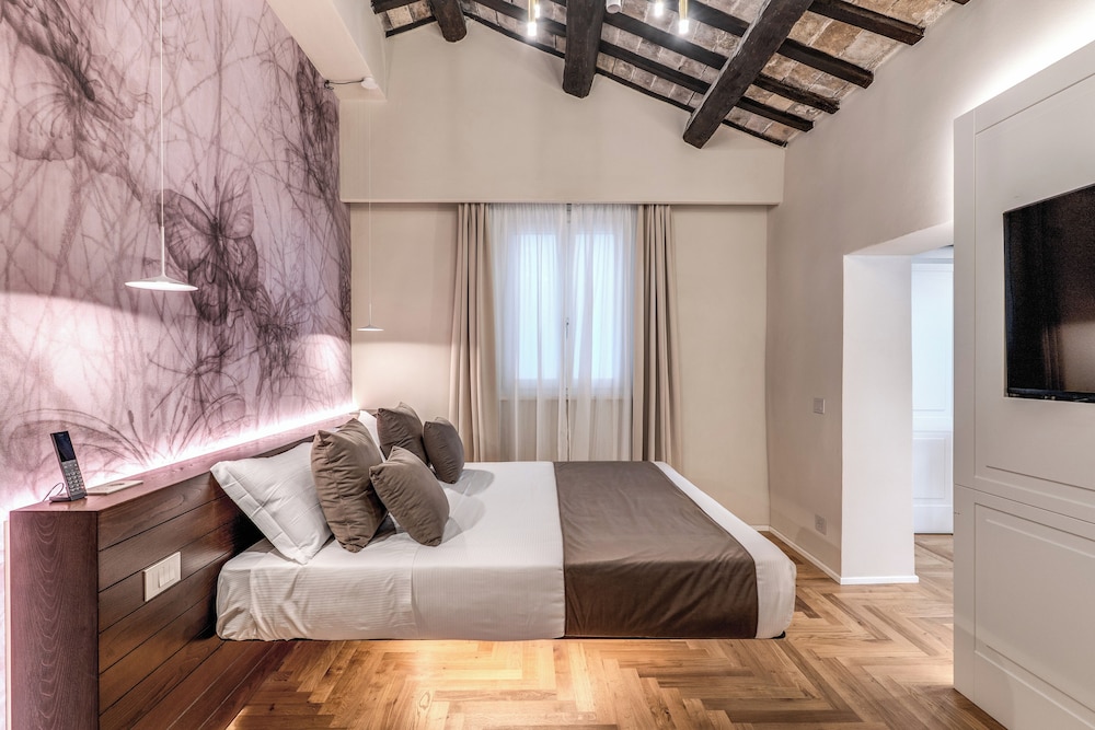 Quadruple room with private terrace on the fifth floor in the separate building photo 2