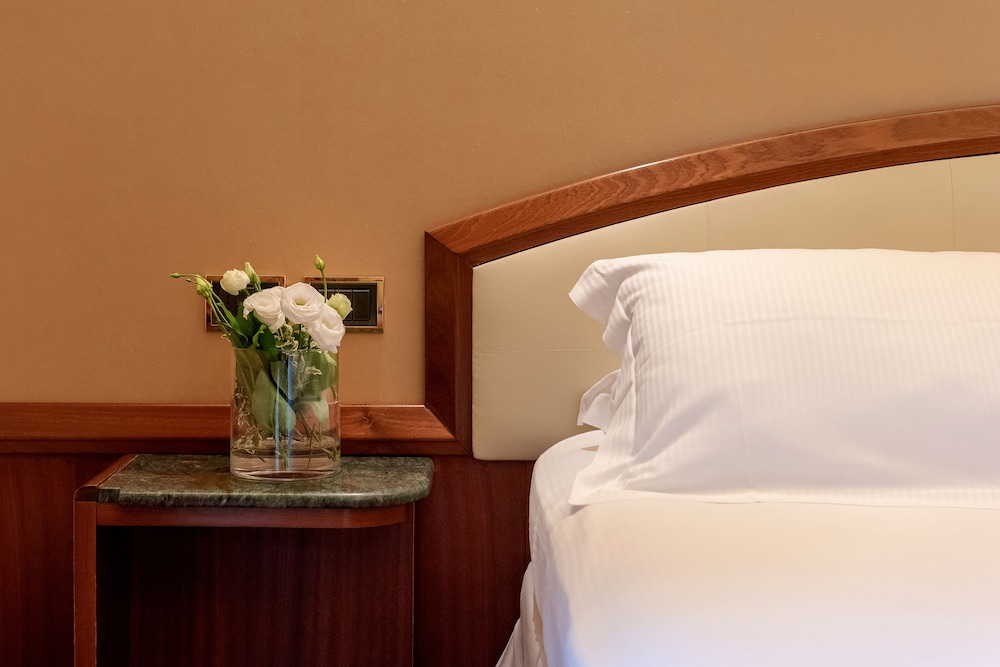 Classic Double Room - Photo 4