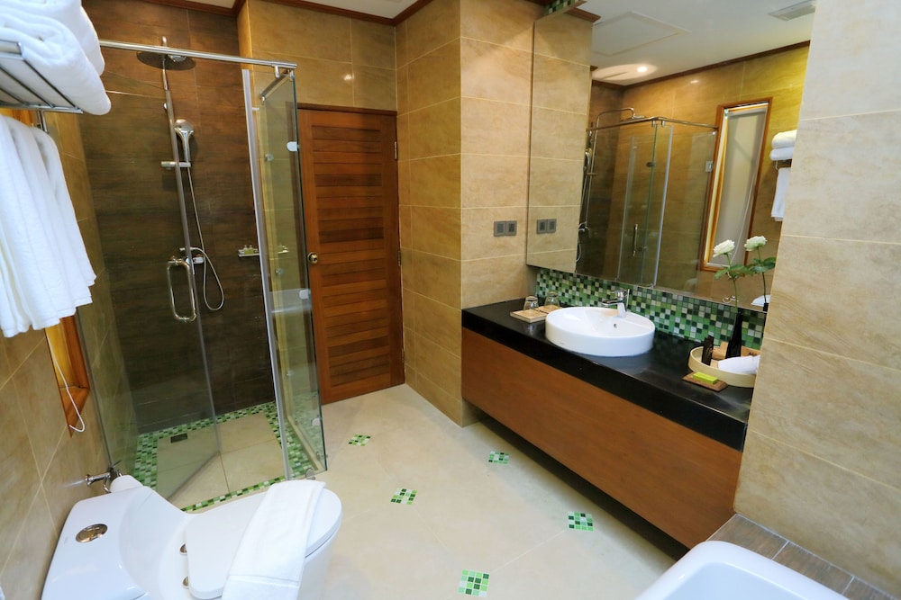 Deluxe Studio Suite photo 3