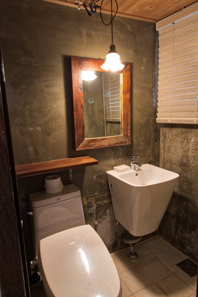 Traditional Loft (Susun) - Must contact the property before Check-In photo 2
