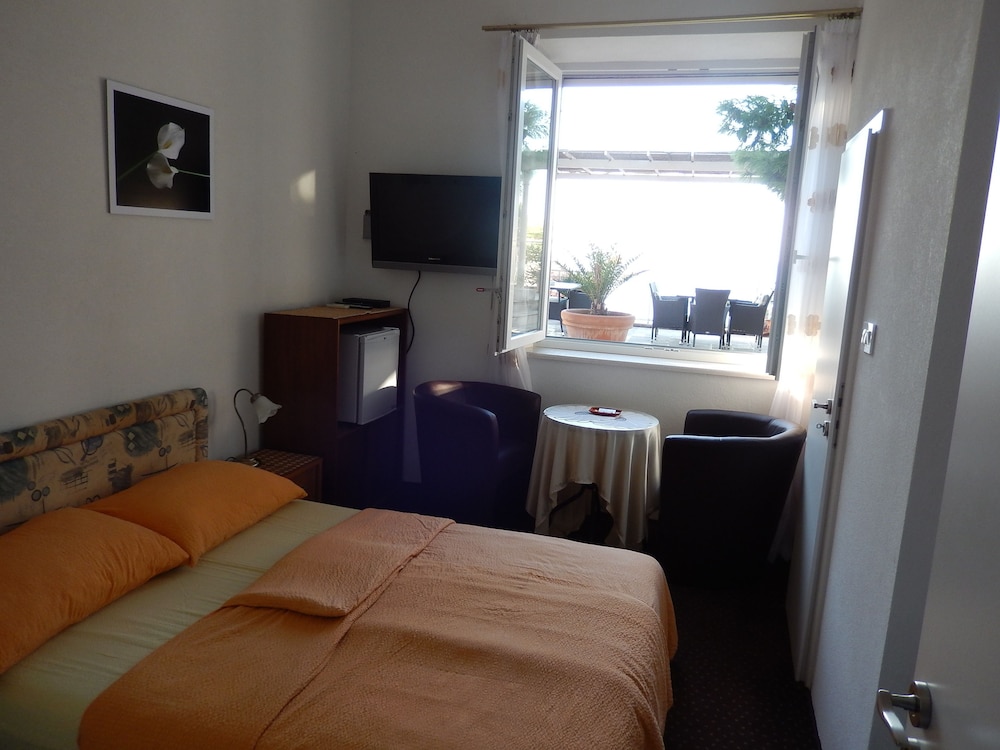 Double Room, Sea View