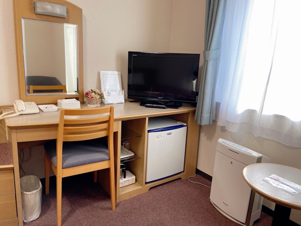 Basic Double Room, Smoking (Basic Double Room, Smoking) photo 3