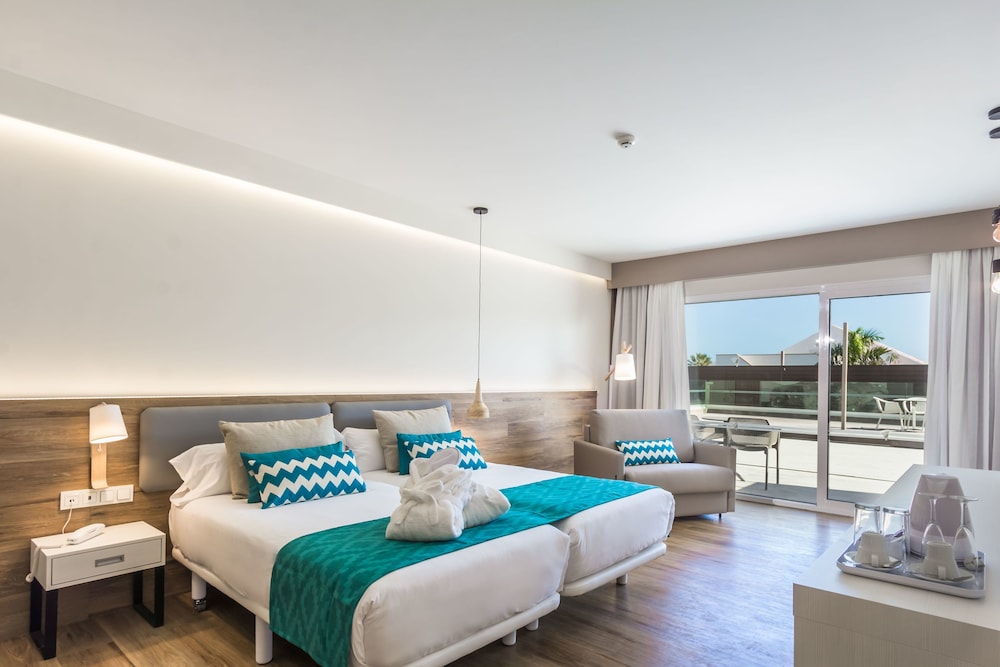 Junior Studio Suite