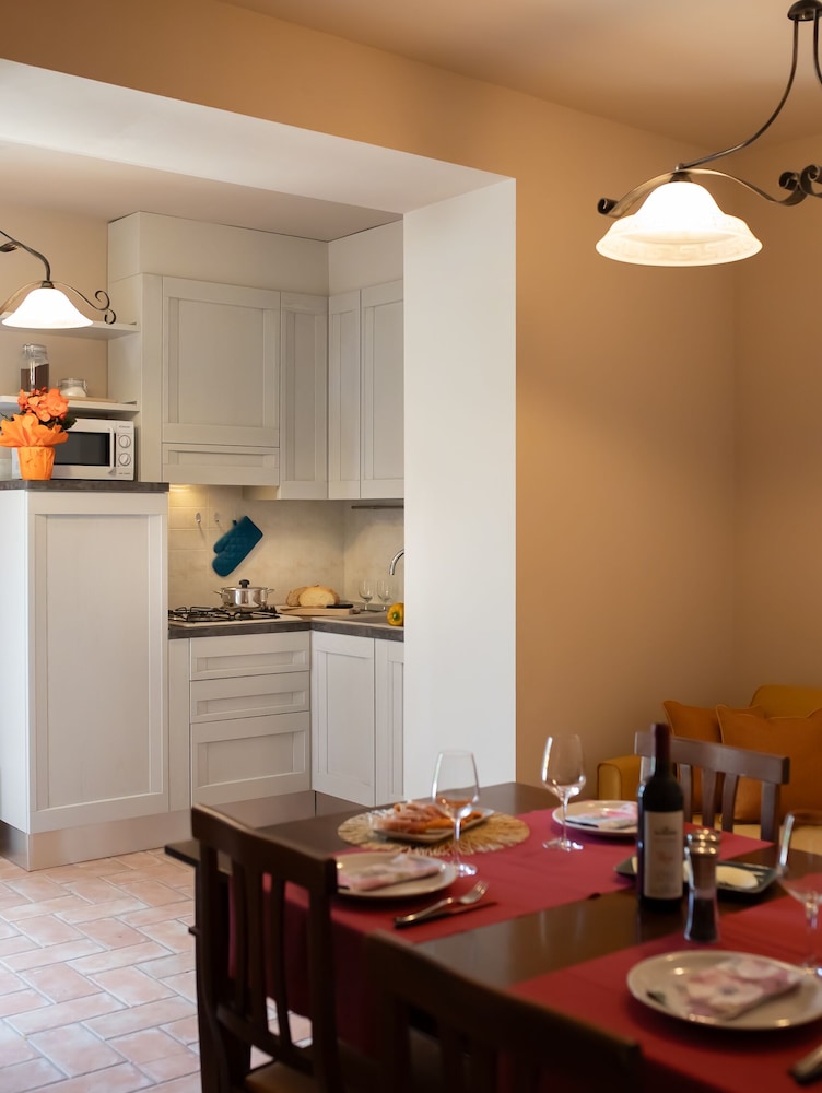 Comfort Apartment, 2 Bedrooms, Ground Floor (With Private Garden) - Photo 3