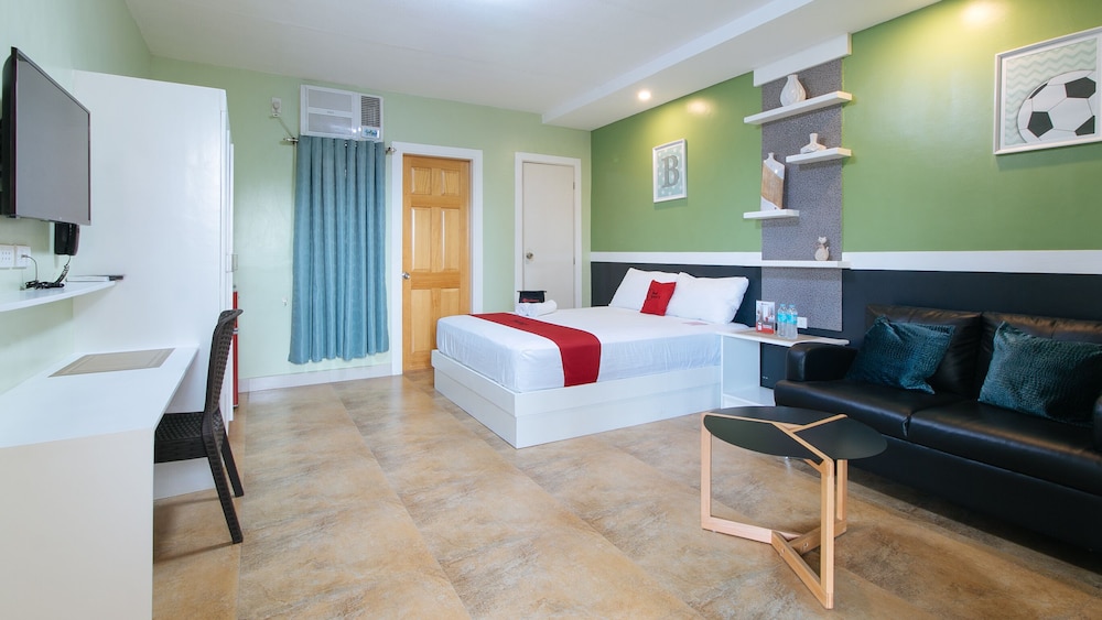 Deluxe Room - Photo 2