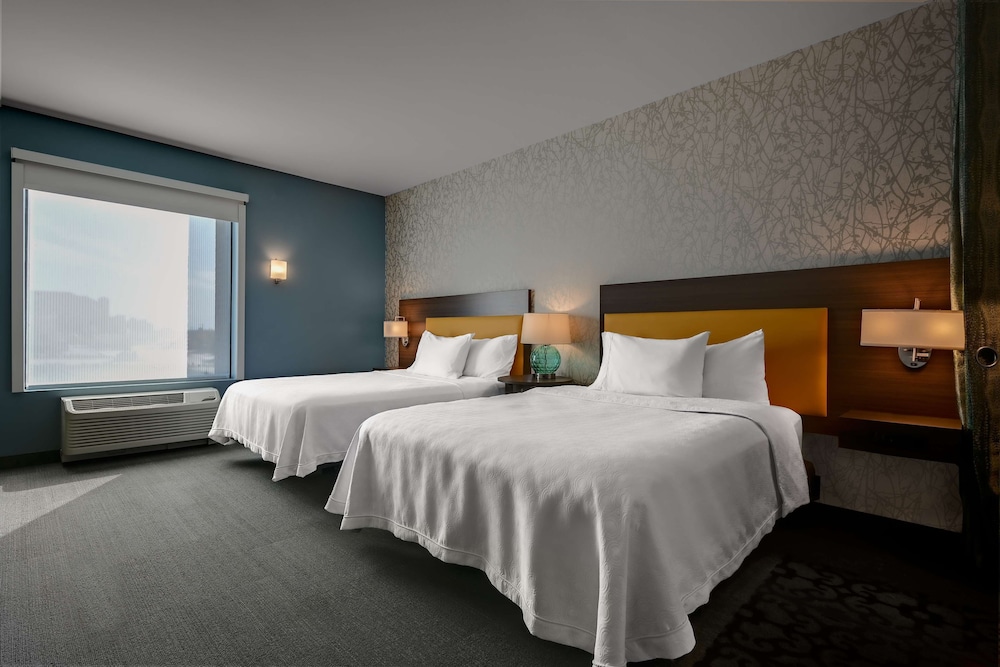 Studio, 2 Queen Beds, Accessible (Hearing) - Photo 1