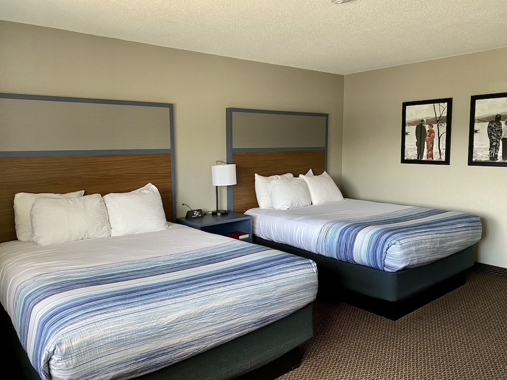 Executive Room, Multiple Beds, Non Smoking - Photo 2