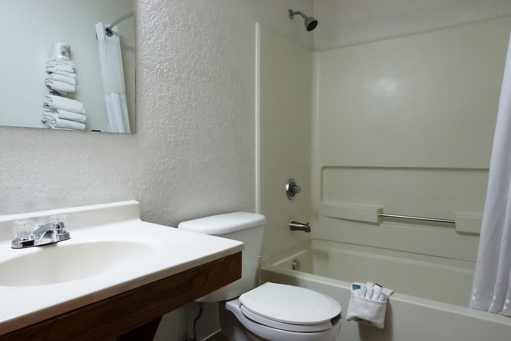 Double Room, 2 Double Beds - Photo 4