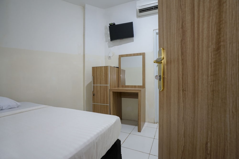 Basic Single Room photo 2