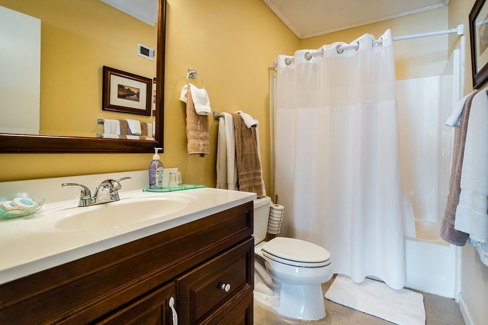 River Hill Suite photo 3